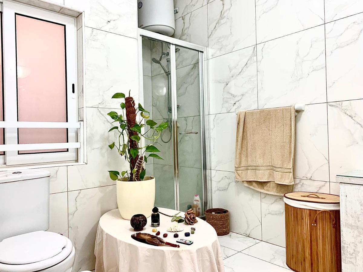 Private Bedroom With Balcony In A Shared Apartment At The Bay Of קסלנדי מראה חיצוני תמונה